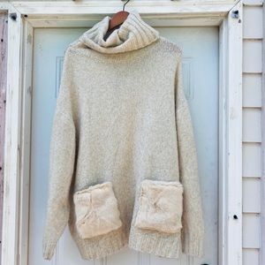 Zara Oversized Sweater - Furry Pockets